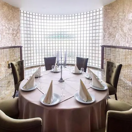 Club Bucovina & 4* Gura Humorului