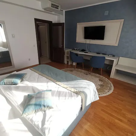 Club Bucovina & Hotel